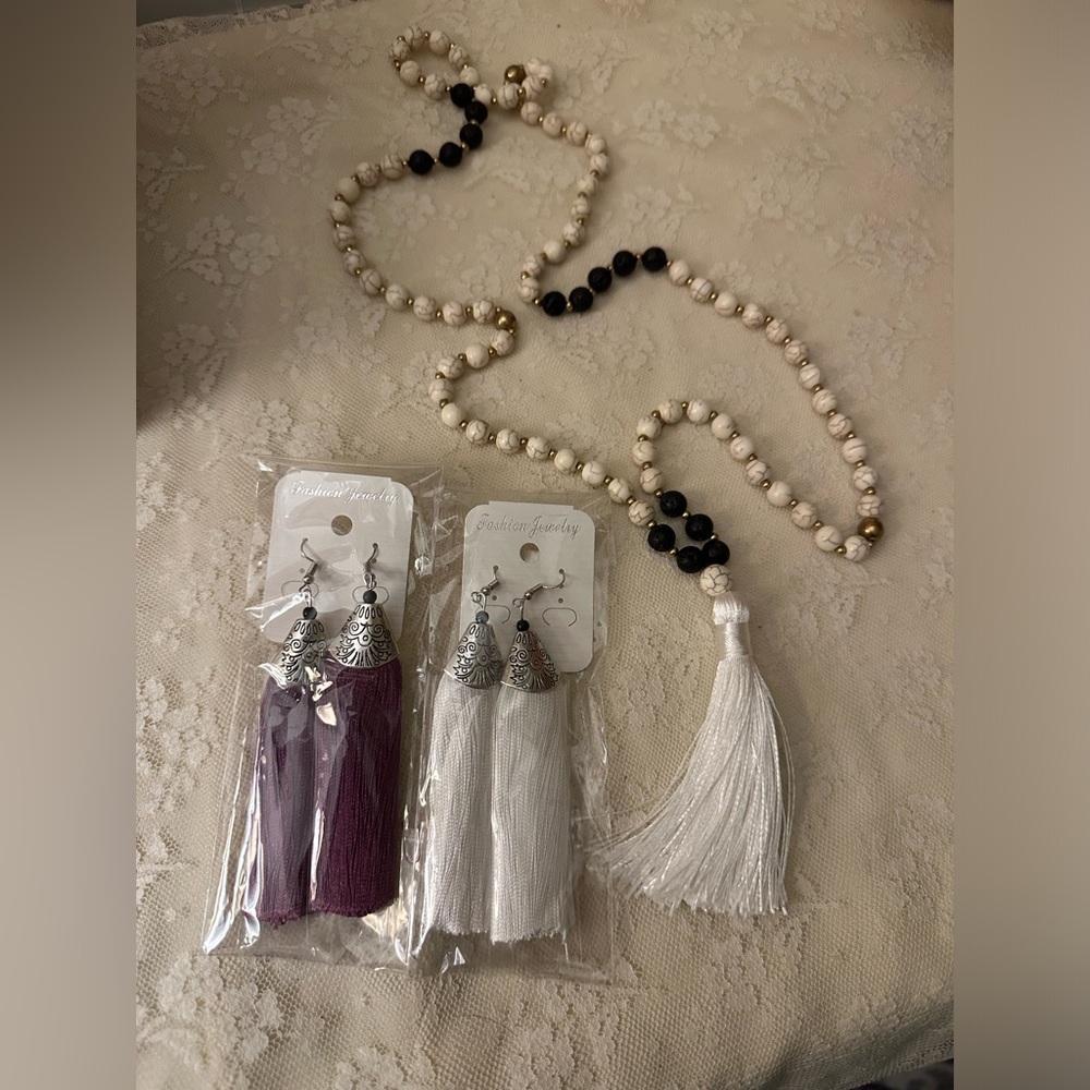 Beads and two pair of earrings New without tags